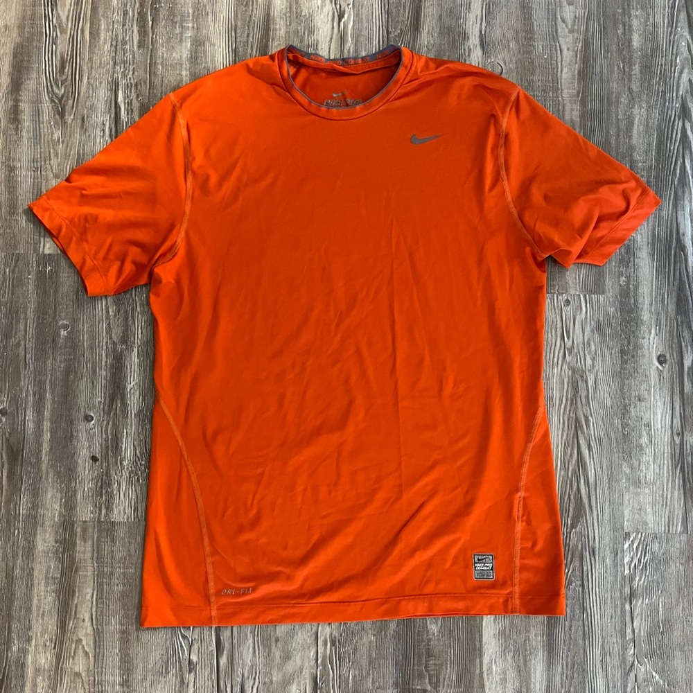 Nike | Men’s Tee